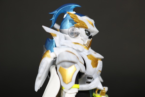 S.H.フィギュアーツ 仮面ライダーブレイブ レガシーゲーマー レベル100 レビュー 全身