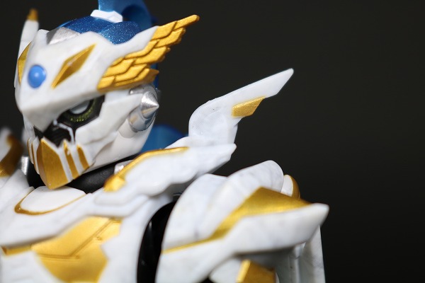 S.H.フィギュアーツ 仮面ライダーブレイブ レガシーゲーマー レベル100 レビュー 全身