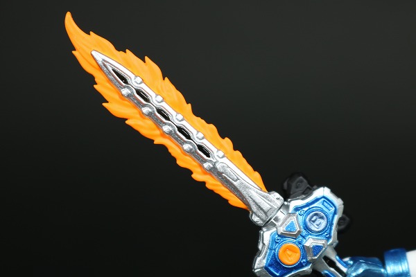 S.H.フィギュアーツ 仮面ライダーブレイブ レガシーゲーマー レベル100 レビュー 付属品