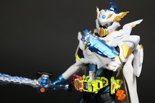 S.H.フィギュアーツ 仮面ライダーブレイブ レガシーゲーマー レベル100 レビュー アクション