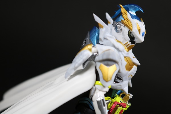 S.H.フィギュアーツ 仮面ライダーブレイブ レガシーゲーマー レベル100 レビュー アクション