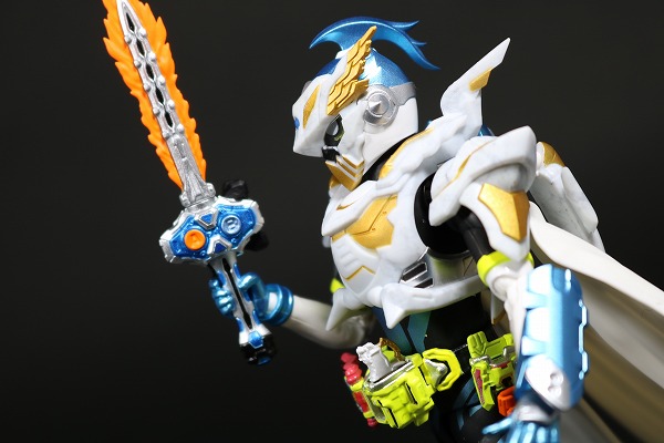 S.H.フィギュアーツ 仮面ライダーブレイブ レガシーゲーマー レベル100 レビュー アクション