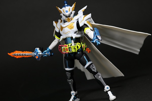 S.H.フィギュアーツ 仮面ライダーブレイブ レガシーゲーマー レベル100 レビュー アクション