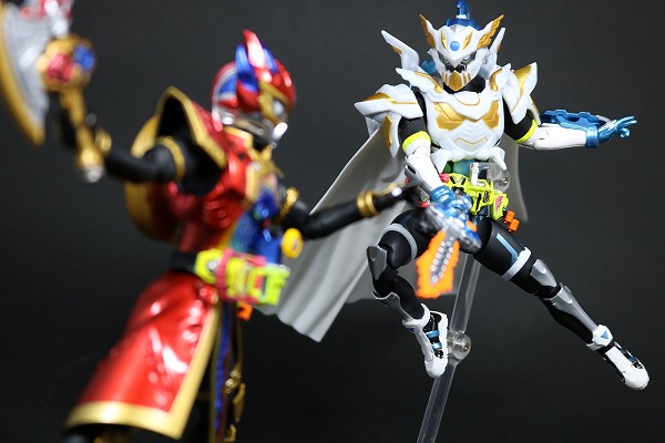 S.H.フィギュアーツ 仮面ライダーブレイブ レガシーゲーマー レベル100 レビュー アクション