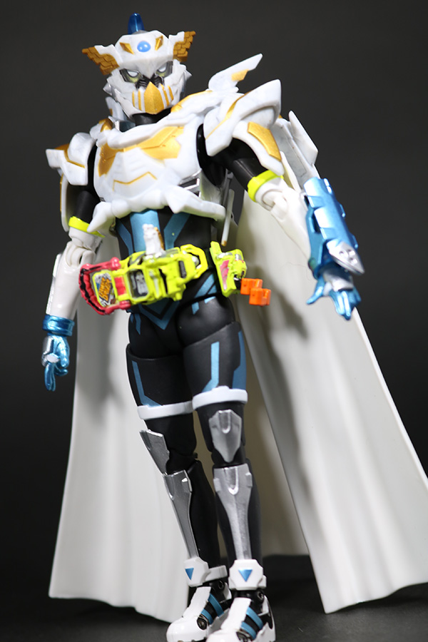 S.H.フィギュアーツ 仮面ライダーブレイブ レガシーゲーマー レベル100 レビュー アクション