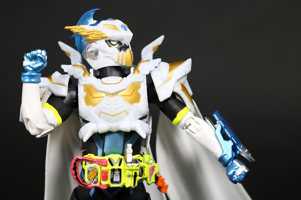 S.H.フィギュアーツ 仮面ライダーブレイブ レガシーゲーマー レベル100 レビュー 可動