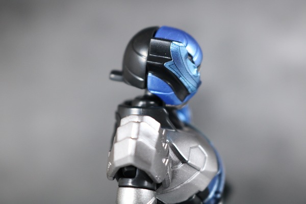 創動　仮面ライダービルド　BUILD7　仮面ライダービルド　スマホウルフフォーム　レビュー