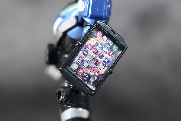 創動　仮面ライダービルド　BUILD7　仮面ライダービルド　スマホウルフフォーム　レビュー