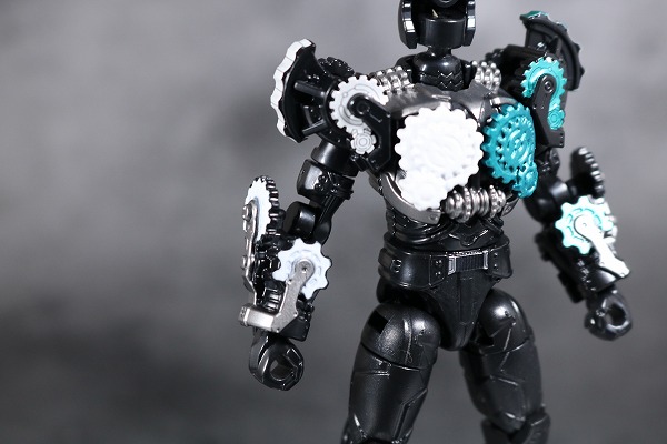 創動　仮面ライダービルド　BUILD7　ヘルブロス　付属品　レビュー