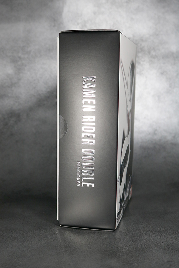 S.H.フィギュアーツ 仮面ライダーW ファングジョーカー 真骨彫製法 レビュー パッケージ