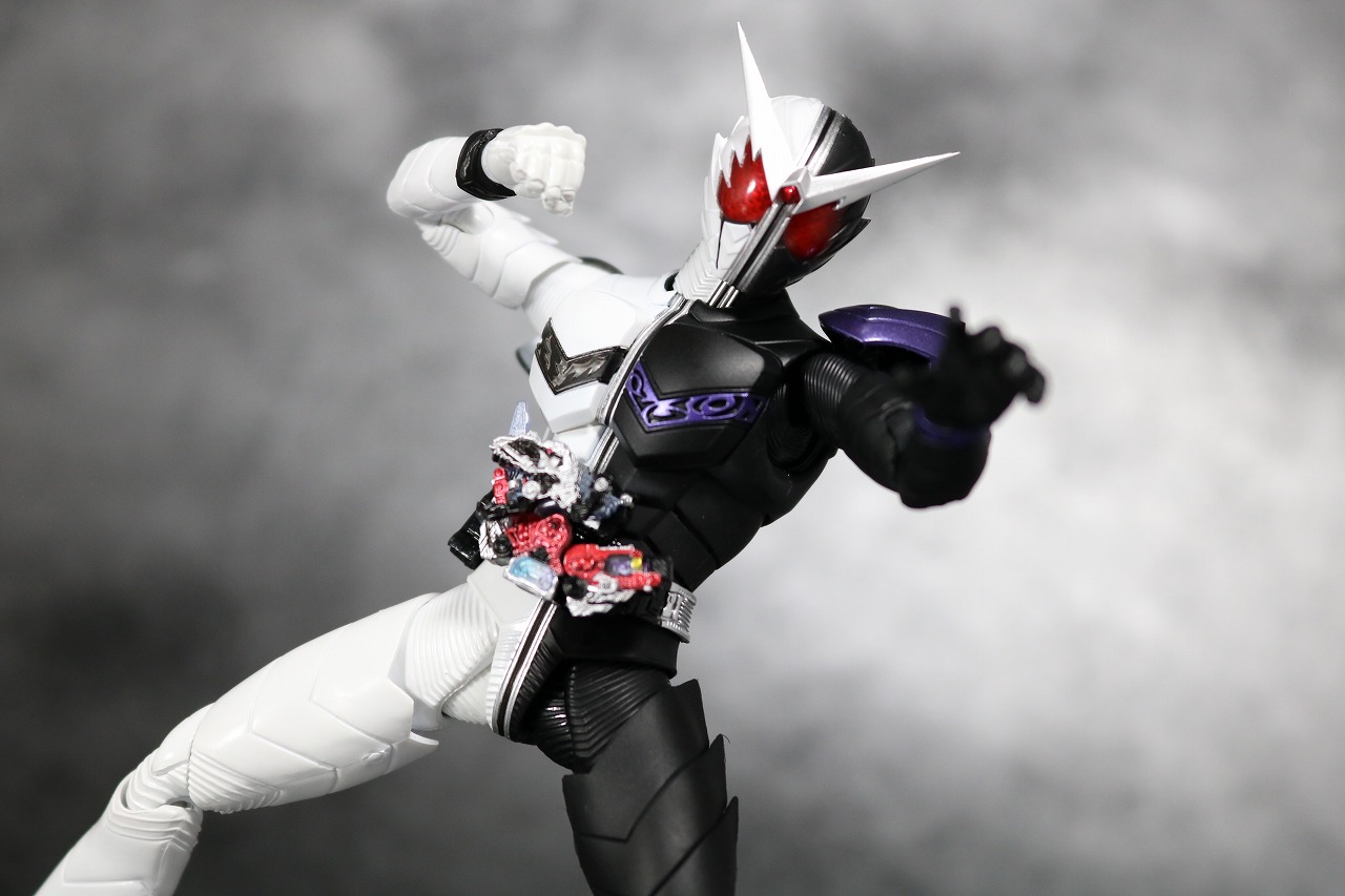 S.H.フィギュアーツ　仮面ライダーW　ファングジョーカー　真骨彫製法　レビュー　アクション