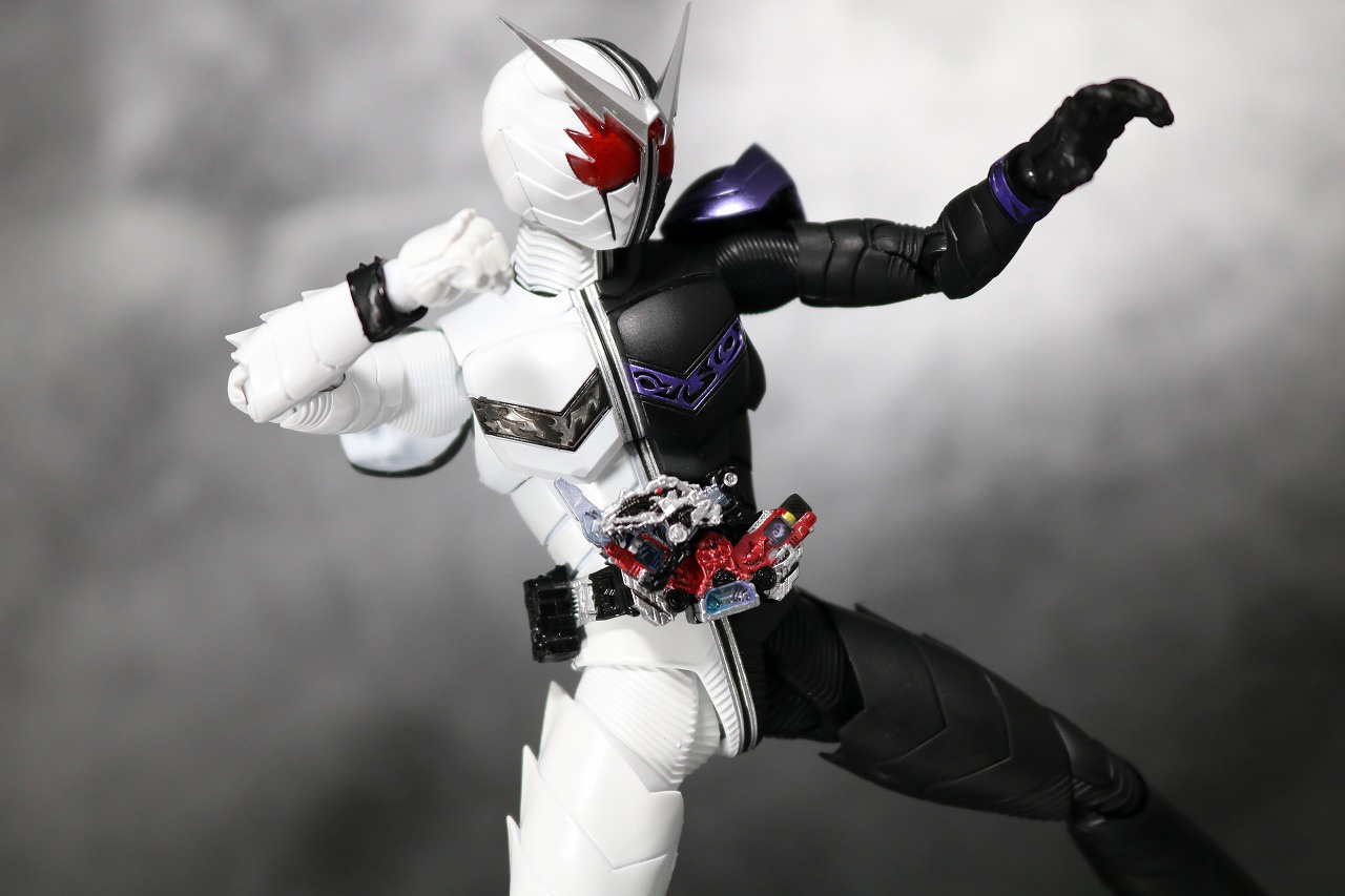 S.H.フィギュアーツ　仮面ライダーW　ファングジョーカー　真骨彫製法　レビュー　アクション