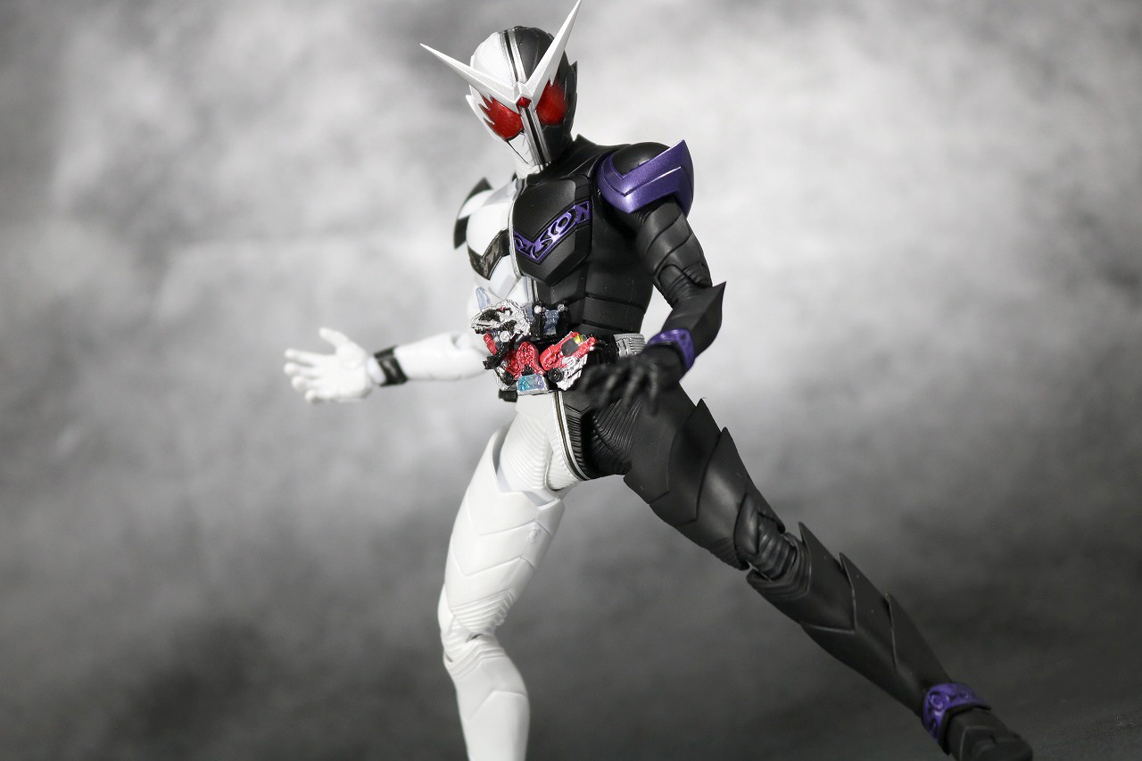 S.H.フィギュアーツ　仮面ライダーW　ファングジョーカー　真骨彫製法　レビュー　アクション