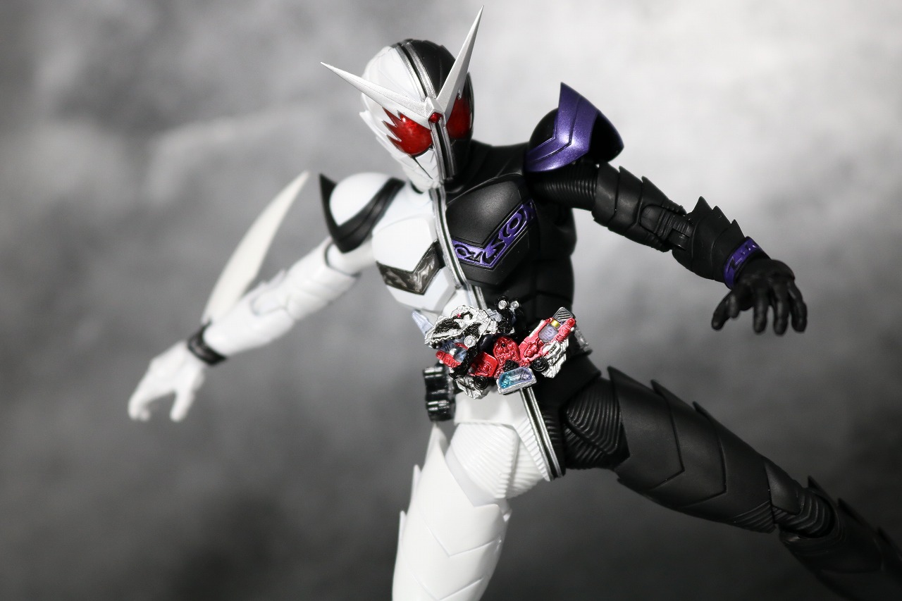 S.H.フィギュアーツ　仮面ライダーW　ファングジョーカー　真骨彫製法　レビュー　アクション