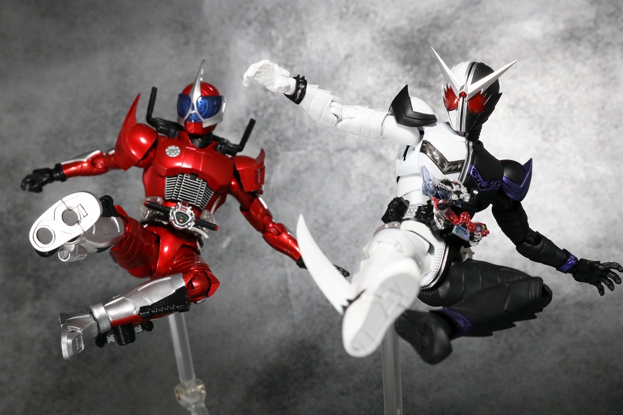 S.H.フィギュアーツ　仮面ライダーW　ファングジョーカー　真骨彫製法　レビュー　アクション