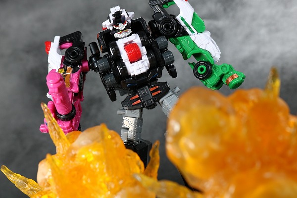 ミニプラ　パトカイザー　VSビークル合体シリーズ02　アクション　レビュー