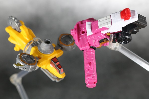 ミニプラ　パトカイザー　VSビークル合体シリーズ02　トリガーマシン1号　トリガーマシン2号　トリガーマシン3号　アクション　レビュー