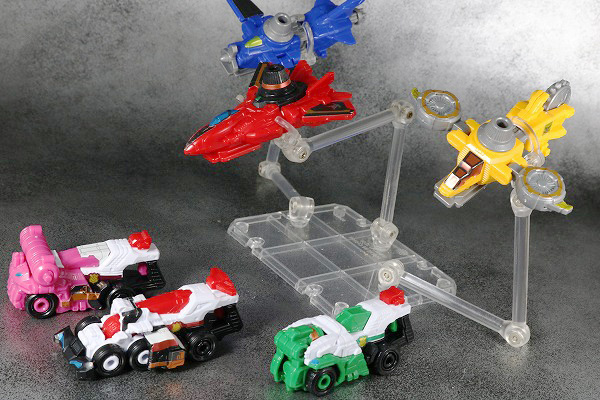 ミニプラ　パトカイザー　VSビークル合体シリーズ02　グッドストライカー　トリガーマシン1号　トリガーマシン2号　トリガーマシン3号　アクション　レビュー