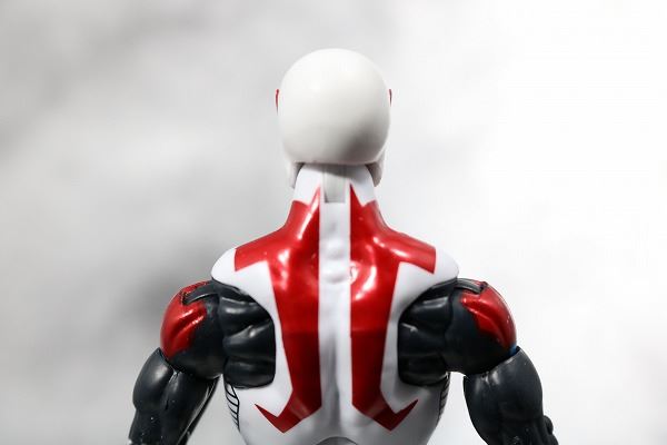 マーベルレジェンド　スパイダーマン2099　オールニュー・オールディファレント・マーベル　レビュー　全身