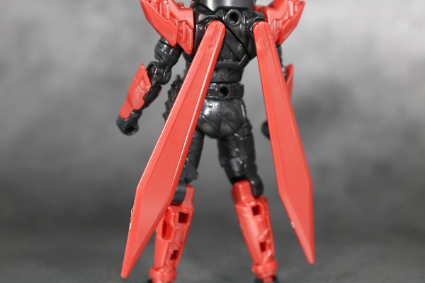 創動　仮面ライダービルド　BUILD8 Feat.装動　仮面ライダービルド ラビットラビットフォーム　 レビュー　全身