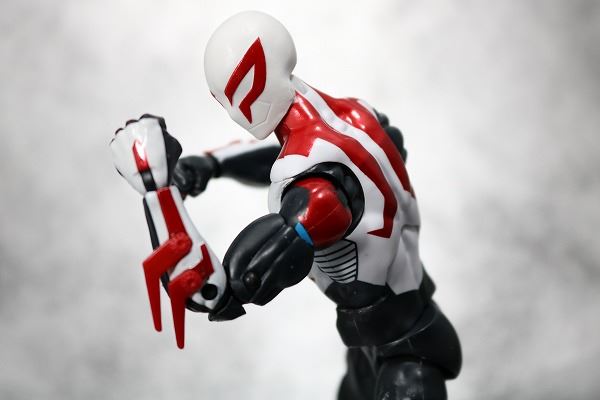 マーベルレジェンド　スパイダーマン2099　オールニュー・オールディファレント・マーベル　レビュー　アクション