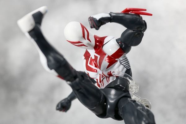 マーベルレジェンド　スパイダーマン2099　オールニュー・オールディファレント・マーベル　レビュー　アクション