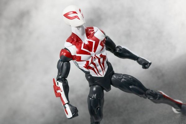 マーベルレジェンド　スパイダーマン2099　オールニュー・オールディファレント・マーベル　レビュー　アクション