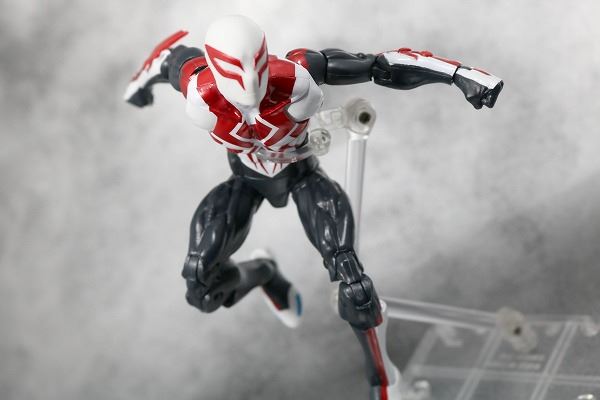 マーベルレジェンド　スパイダーマン2099　オールニュー・オールディファレント・マーベル　レビュー　アクション