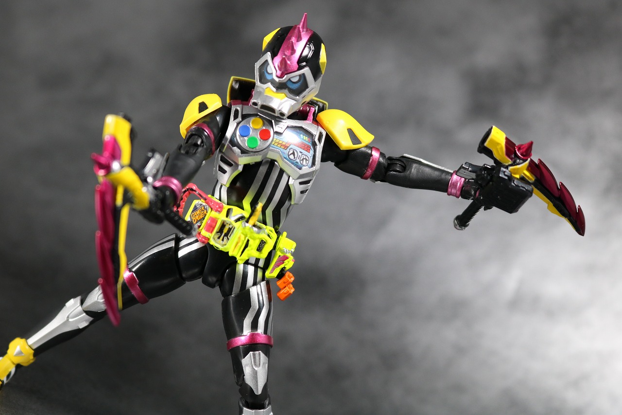 S.H.フィギュアーツ　仮面ライダーレーザーターボ　バイクゲーマー　レベル0 rebyu- 