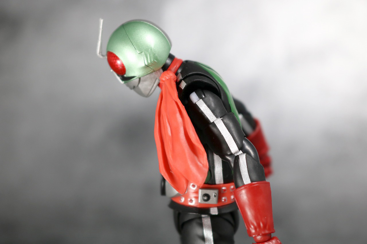 S.H.フィギュアーツ　仮面ライダー新2号　真骨彫製法　レビュー　可動範囲