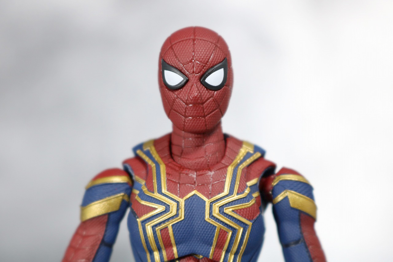 S.H.フィギュアーツ　アイアン　スパイダーマン　アベンジャーズ　インフィニティウォー　レビュー　全身