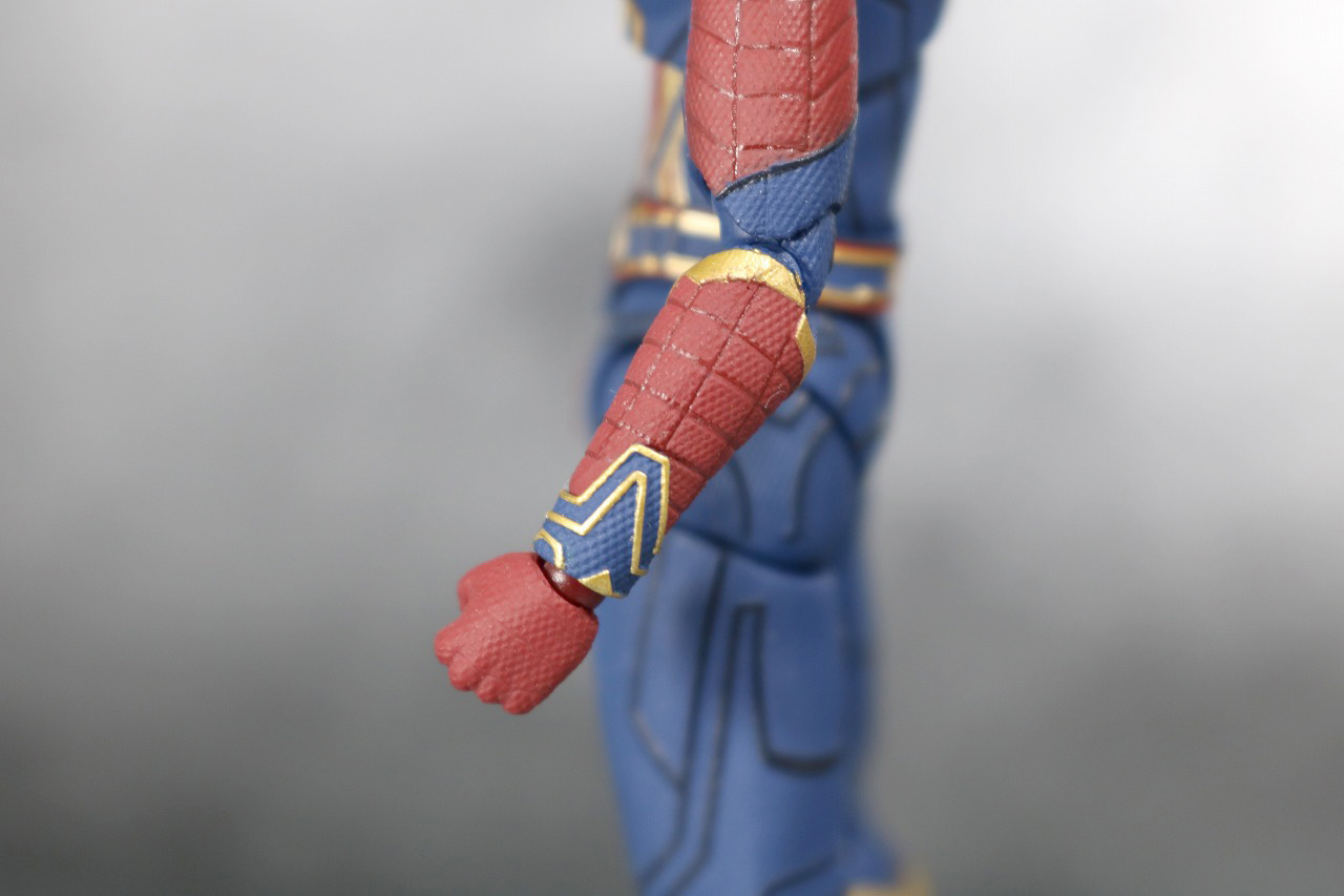 S.H.フィギュアーツ　アイアン　スパイダーマン　アベンジャーズ　インフィニティウォー　レビュー　全身
