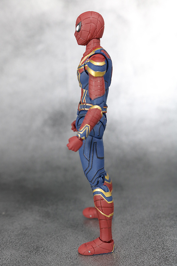 S.H.フィギュアーツ　アイアン　スパイダーマン　アベンジャーズ　インフィニティウォー　レビュー　全身