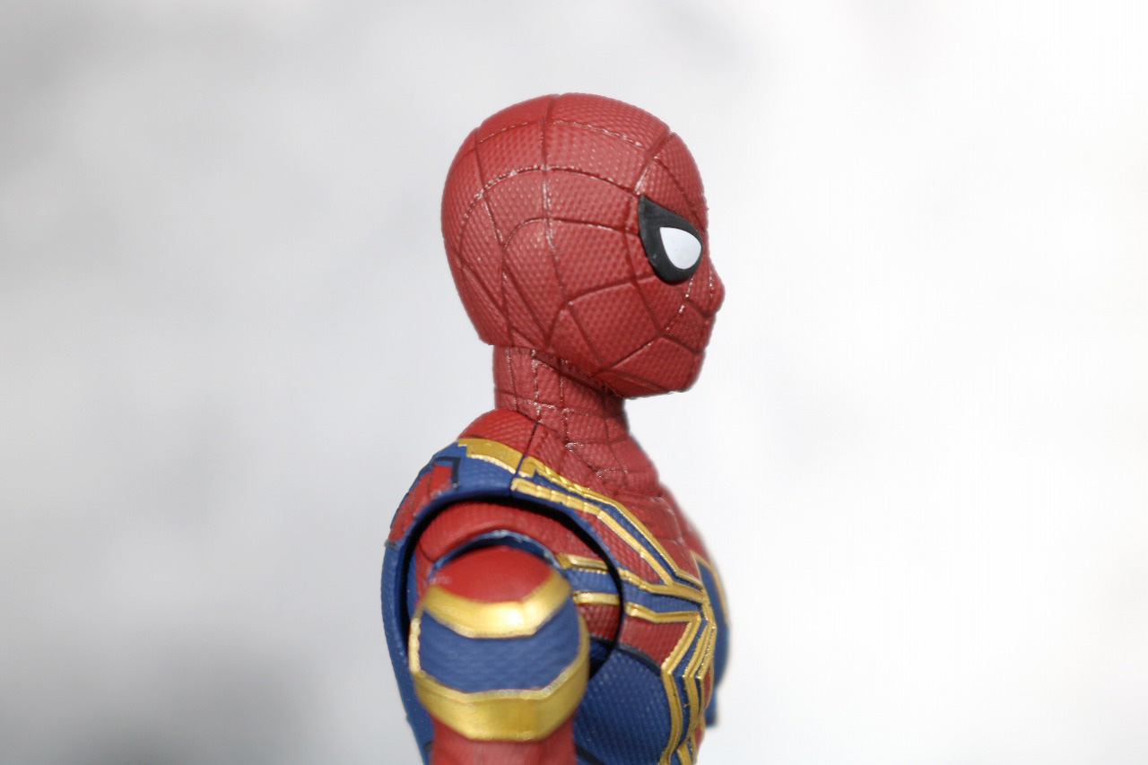 S.H.フィギュアーツ　アイアン　スパイダーマン　アベンジャーズ　インフィニティウォー　レビュー　全身