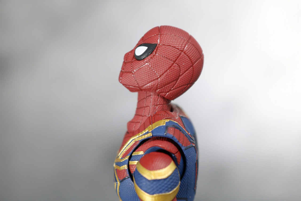 S.H.フィギュアーツ　アイアン　スパイダーマン　アベンジャーズ　インフィニティウォー　レビュー　可動範囲