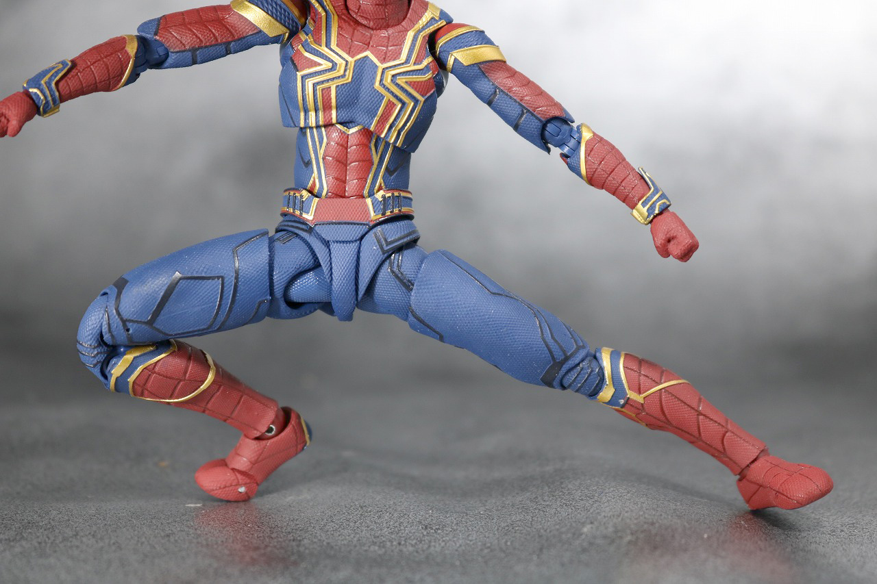 S.H.フィギュアーツ　アイアン　スパイダーマン　アベンジャーズ　インフィニティウォー　レビュー　可動範囲
