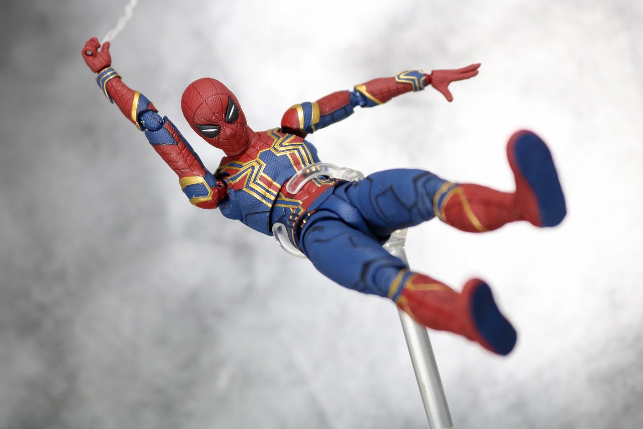 S.H.フィギュアーツ　アイアン　スパイダーマン　アベンジャーズ　インフィニティウォー　レビュー　アクション
