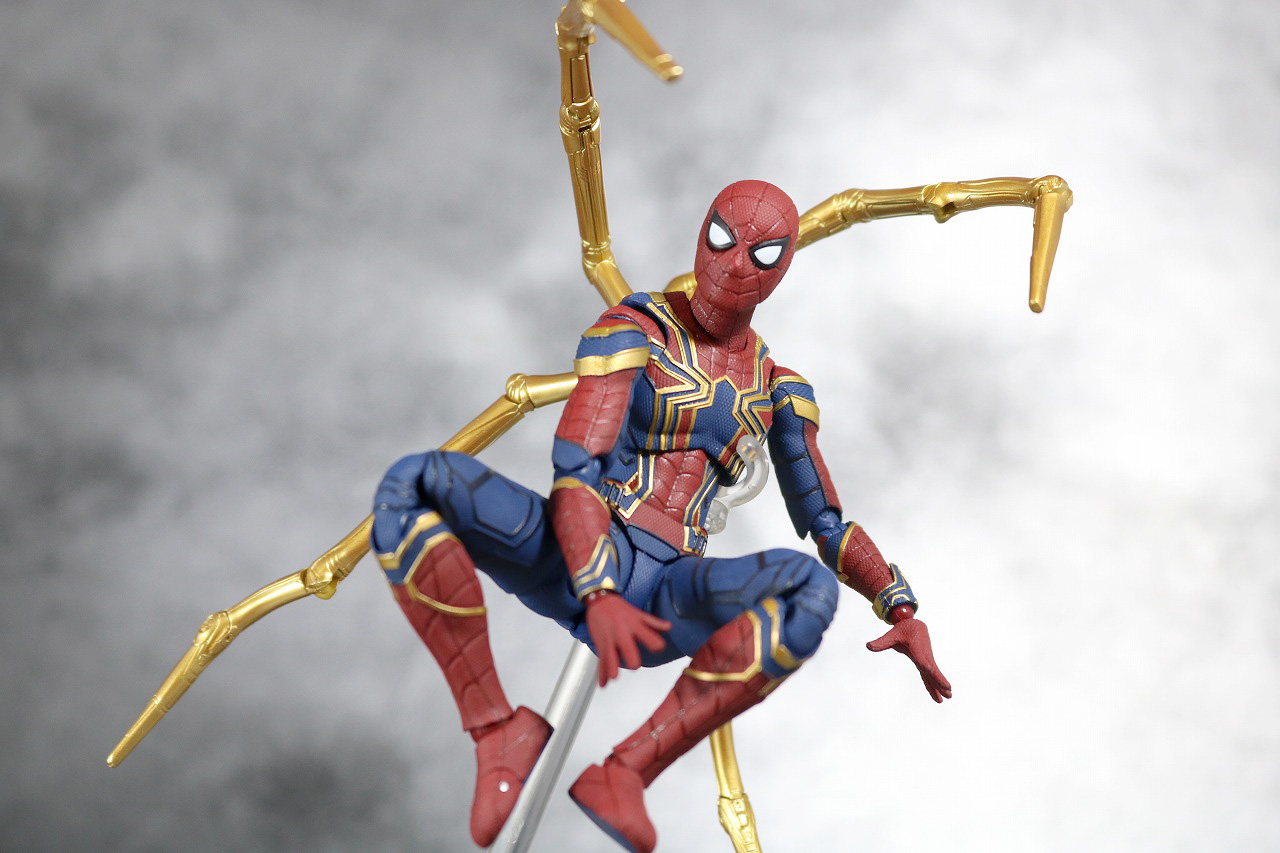 S.H.フィギュアーツ　アイアン　スパイダーマン　アベンジャーズ　インフィニティウォー　レビュー　アクション
