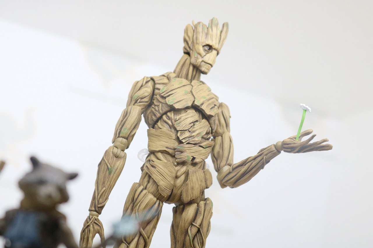 S.H.フィギュアーツ　グルート（ガーディアンズ・オブ・ギャラクシー）