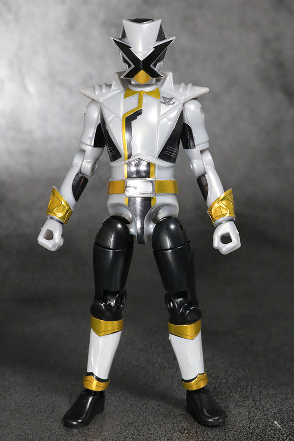 勇動2 ルパンエックス レビュー 快盗戦隊ルパンレンジャーVS警察戦隊パトレンジャー 全身