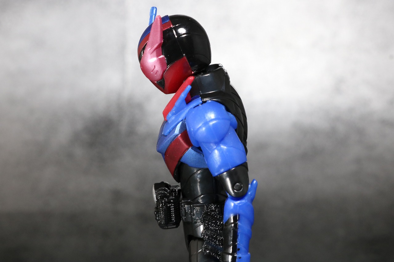 RKF RIDER KICK'S FIGURE 仮面ライダービルド ラビットタンクフォーム レビュー 可動範囲