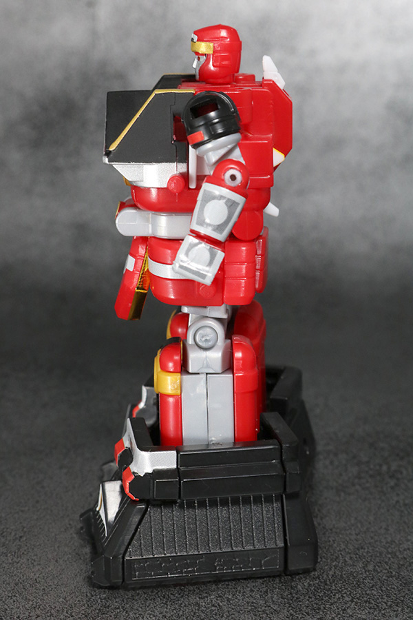 スーパーミニプラ　無敵将軍　レビュー　レッドサルダー　全身