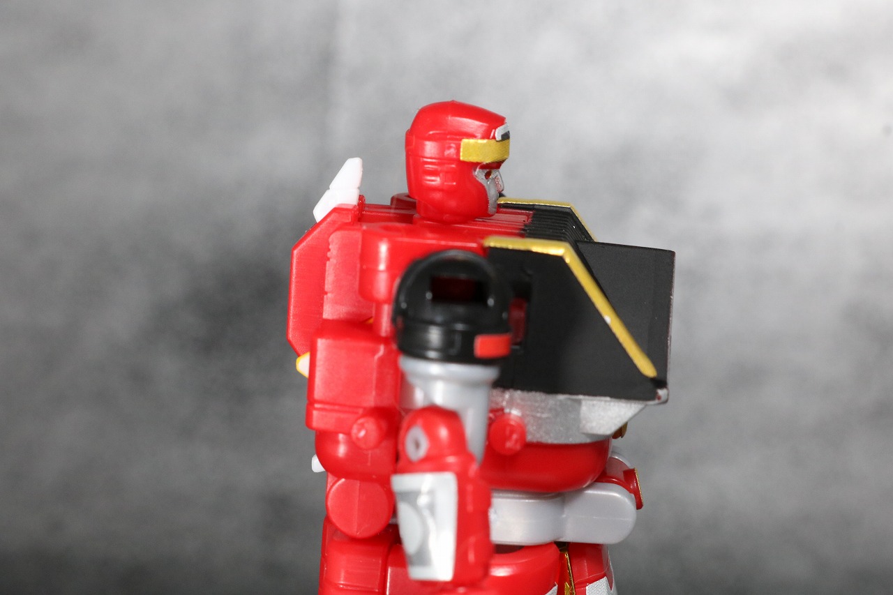 スーパーミニプラ　無敵将軍　レビュー　レッドサルダー　全身