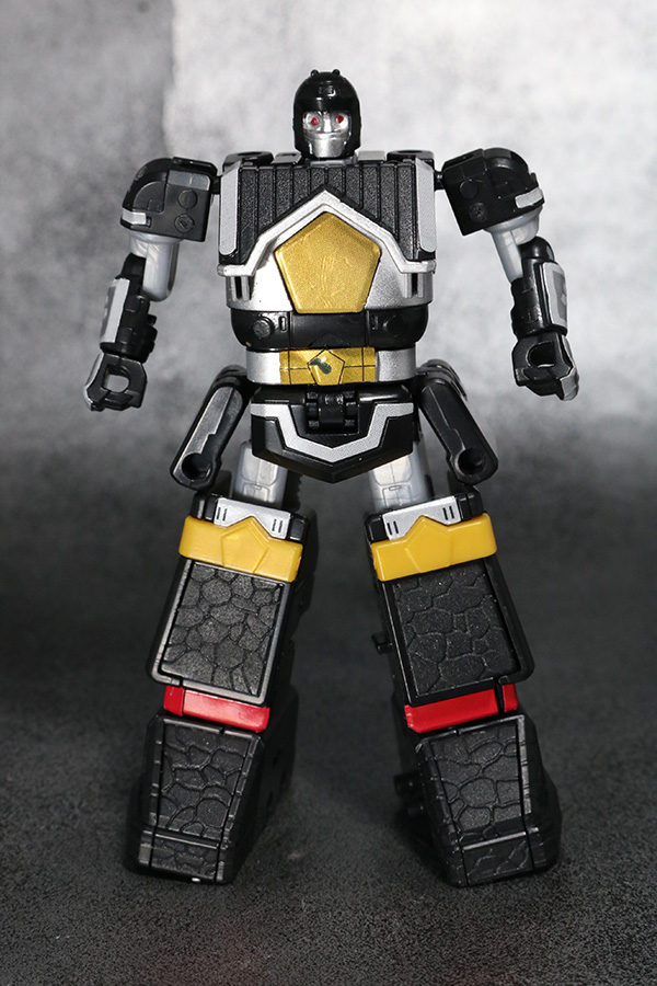 スーパーミニプラ　無敵将軍　レビュー　ブラックガンマー　全身