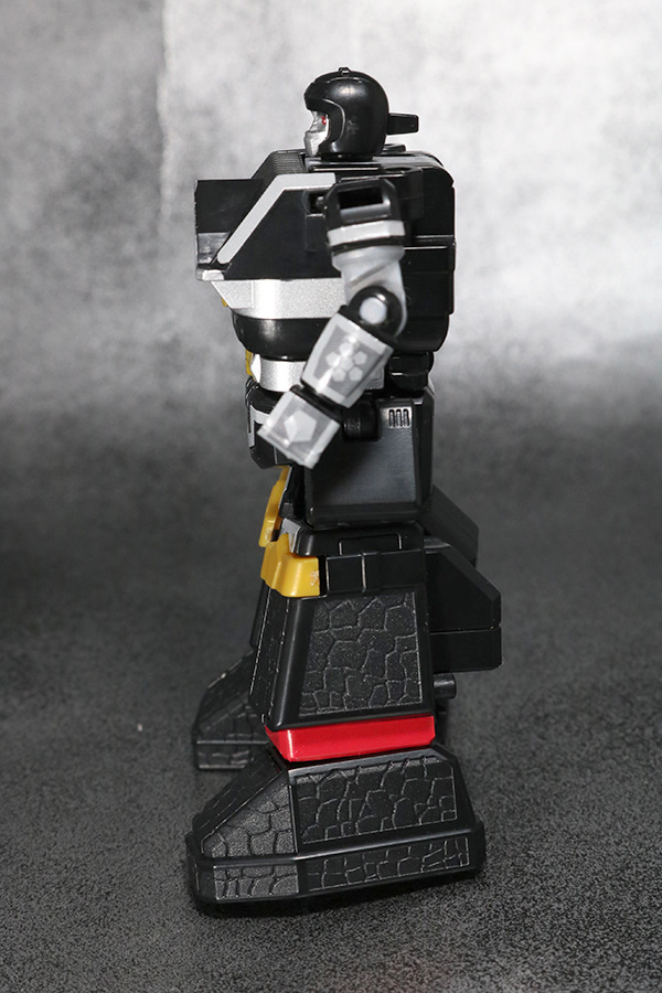 スーパーミニプラ　無敵将軍　レビュー　ブラックガンマー　全身