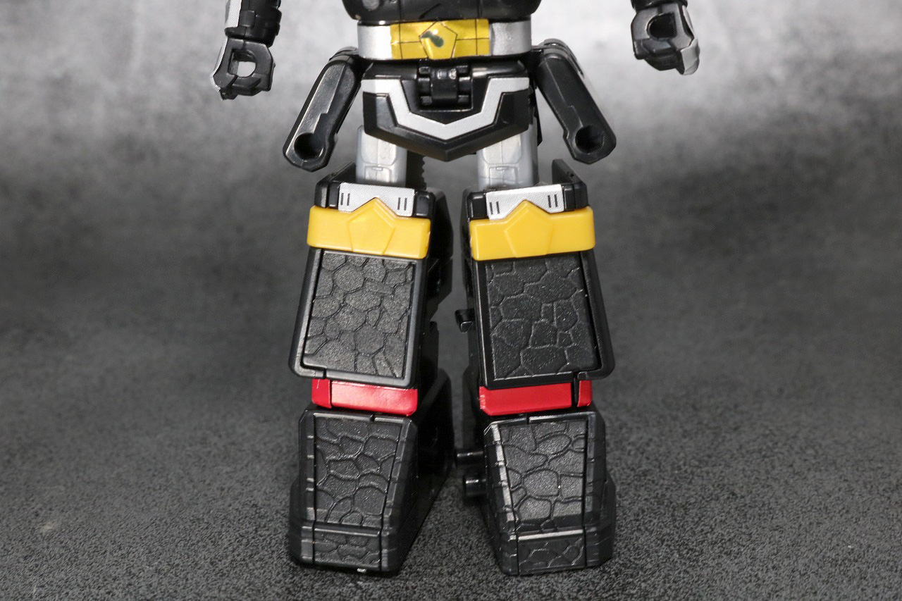 スーパーミニプラ　無敵将軍　レビュー　ブラックガンマー　全身