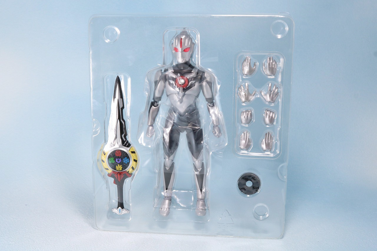 S.H.フィギュアーツ　ウルトラマンオーブダーク　ノワールブラックシュバルツ　レビュー　魂ネイション2018　パッケージ