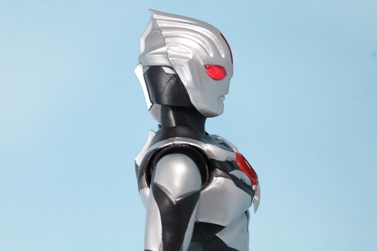 S.H.フィギュアーツ　ウルトラマンオーブダーク　ノワールブラックシュバルツ　レビュー　魂ネイション2018　全身