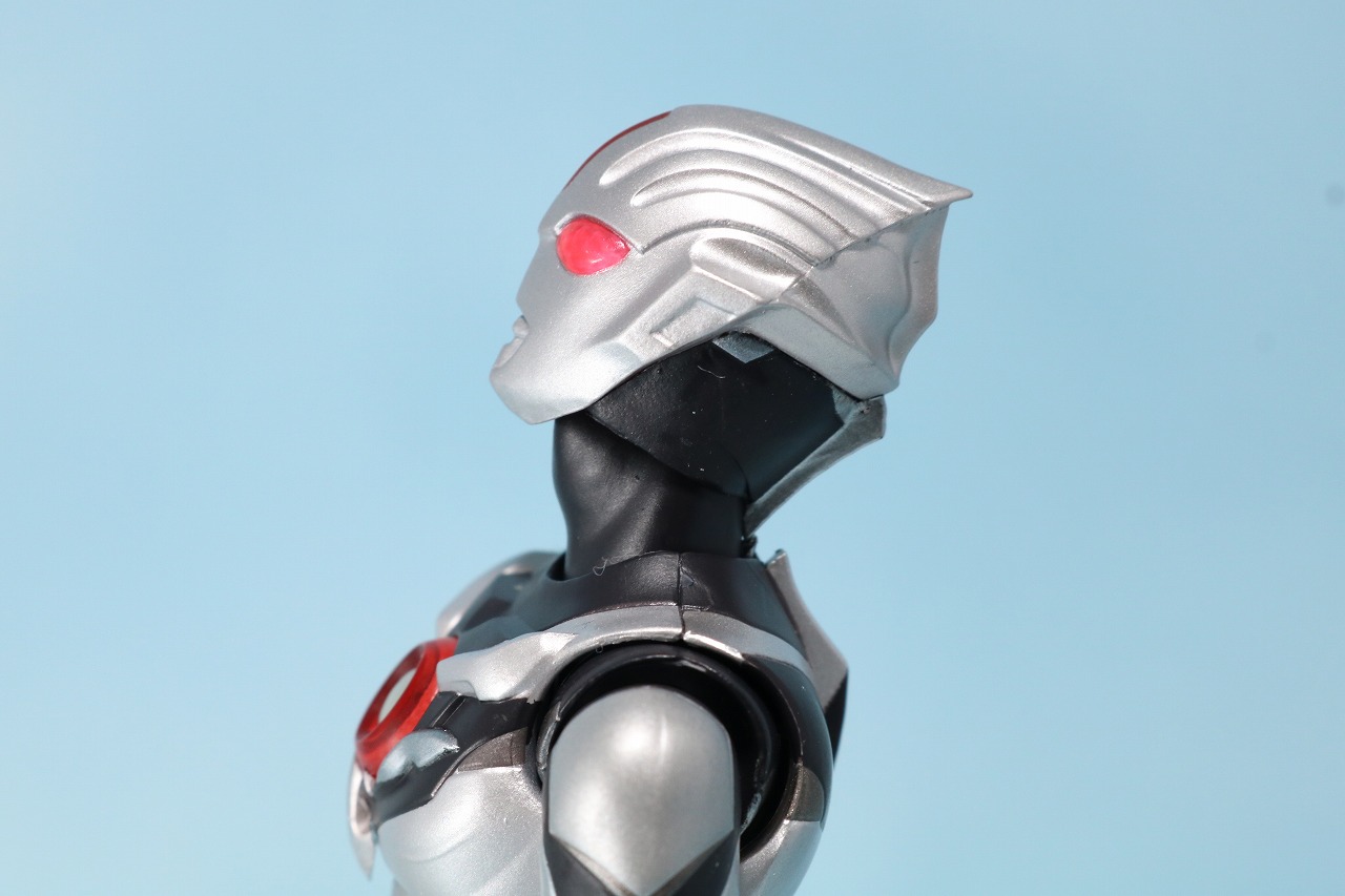 S.H.フィギュアーツ　ウルトラマンオーブダーク　ノワールブラックシュバルツ　レビュー　魂ネイション2018　可動範囲