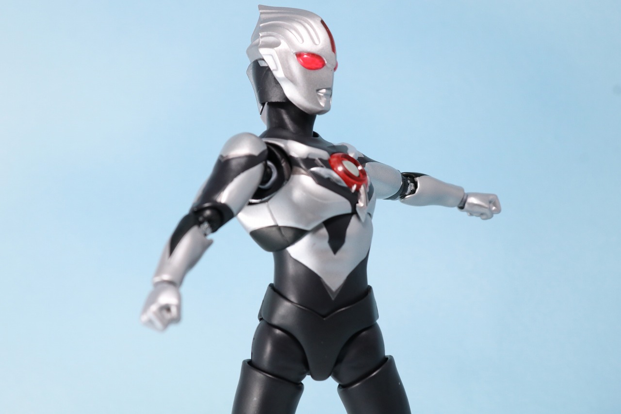 S.H.フィギュアーツ　ウルトラマンオーブダーク　ノワールブラックシュバルツ　レビュー　魂ネイション2018　可動範囲